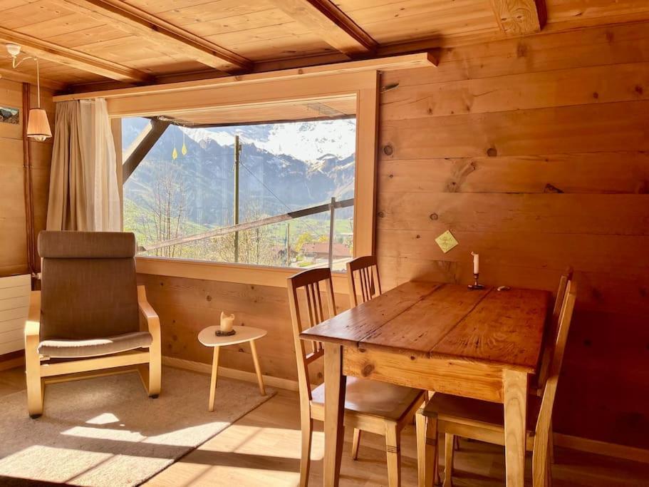 Chalet Sonnenheim, Wohnung Mit Panoramafenster Adelboden Exterior photo